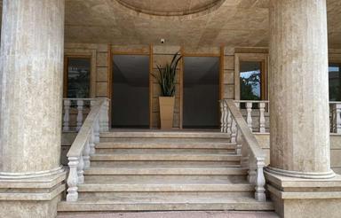 فروش آپارتمان سه خواب با مشاعات لوکس در بلوار شیرودی