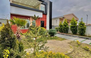 ویلا تریپلکس 320 متر بنا 3سالن مجزا در خطیب کلا کنار دریاچه