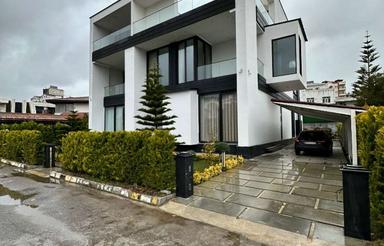 ویلا تریبلکس 1164 متری در شهرک برند منطقه سرخرود