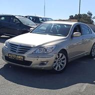 هیوندای جنسیس صندوق دار 2010 بژ