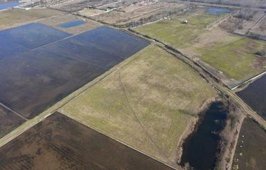 180متر زمین سرمایه گذاری چسبیده به بافت نزدیک به ساحل