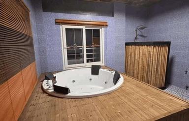 فروش ویلا مدرن با استخر و جکوزی جایی دنج و آرام در تنکابن