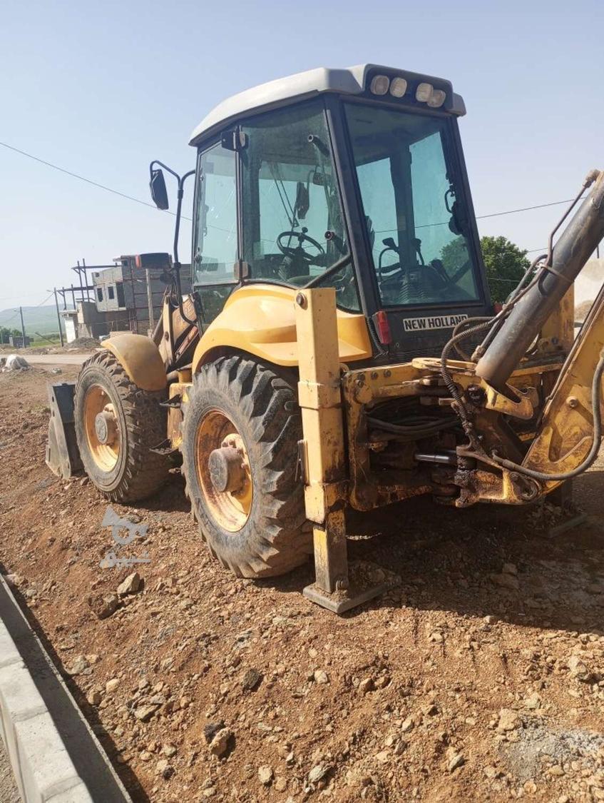 راننده بیل مکانیکی هستم جویای کار - ahmad