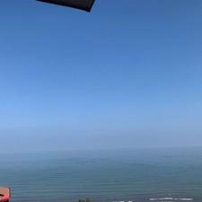 فروش واحد/170 متر/دید ابدی دریا و کوه/مرکز شهر