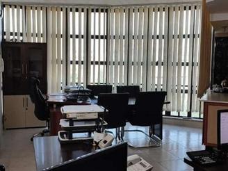 اداری 51 متر برخیابان لاهور