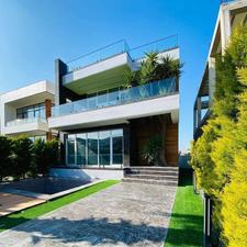 ویلا تریبلکس منطقه برند شهرکی با اصالت