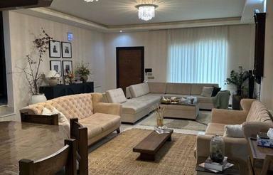 فروش ویلا 200 متر در مرکز شهر