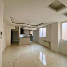 آپارتمان نقلی نزدیک مترو خوش نقشه غرق نور فروش فوری