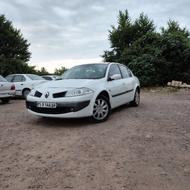 مگان 2000 آپشنال