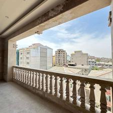 چسبیده به استخر// 150 و 170 متری//سه خواب اکازیون