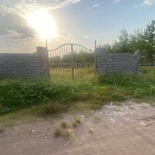 زمین 216 متری با انشعابات