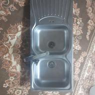 سینگ توکار به همراه شیرالات
