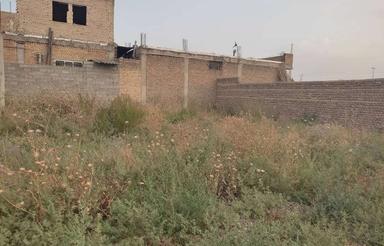 زمین مسکونی 120 متری دهانه 7/85 و طول16/45 متر نگین شهر