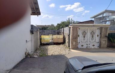 زمین خانه سرا