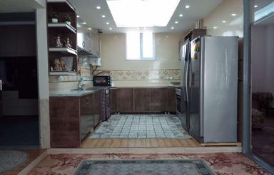 منزل فروشی در علویجه 100 متر ساخت 30 متر حیاط طبقه دوم