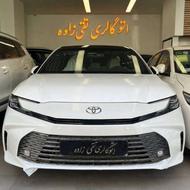 تویوتا کمری هیبرید 2025LE سفید