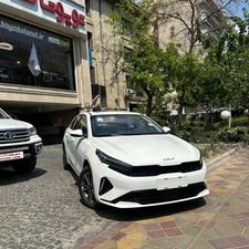 کیا کی 3 2024 سفید