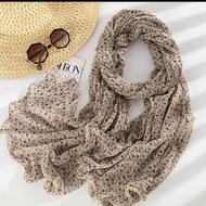 فروشنده خانم