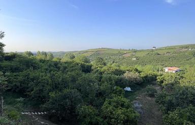 2000زمین باغی درقلعه سر دارای امکانات آب و برق و گاز