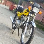 موتور 125 زرد