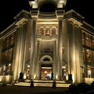فروشنده بوتیک