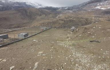 زمین هزار متری تفکیکی دور زمین بلوک و فنس زده و دارای نهال