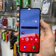 سامسونگ Galaxy A51 گیگابایت128بدون خط و خش با شارژر 15 وات