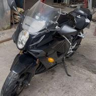 موتور هیوسانگ ریس250
