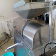 دستگاه‌ آب گیری گوجه‌فرنگی 700کیلوی