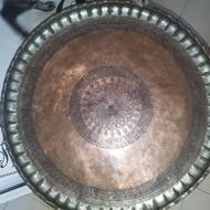 مجمعه مسی کهنه صاحبه دار قلم کاری شده