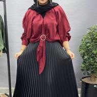 شومیز و مانتو ها شیک و قیمت مناسب.