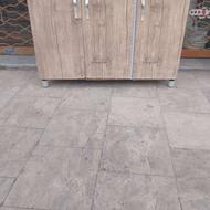 کابینت ظرفشویی با سینک دو لگن و شیر اهرمی سالم .