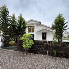 ویلا نیم پیلوت 230 متر زمین 3خواب سندتکبرگ جاده جنگلی