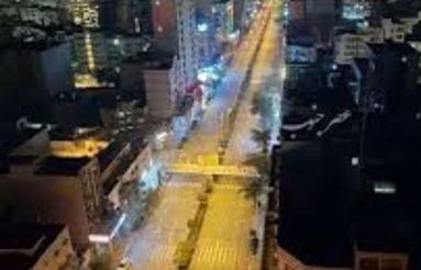 مغازه جای پرتردد همراه با بالکن خیابان امام شرقی