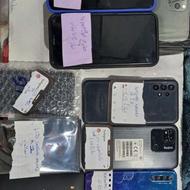 6 عدد گوشی و 2 عدد lcd