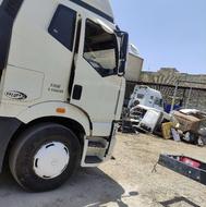 صافکاری ونقاشی انواع کامیونهای سنگین و مینی بوس