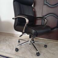 صندلی مدیریت جکدار گردان تیکاند