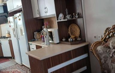 یک باب خانه دوطبقه هرطبقه مجزا با سرویس کامل