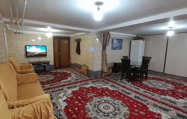 منزل دربستی مبله همکف با پارکینگ برای 3ماشین