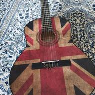 یک عدد گیتار cc60s نو