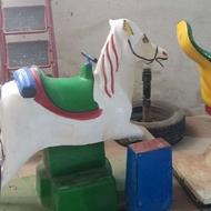 تکان دهنده اسب