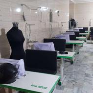 چرخکار و صنعتی زن خانم(محیط زنانه)