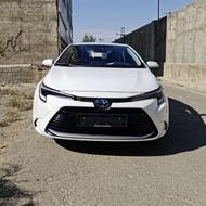 تویوتا لوین 1.8 هیبریدی سفید مدل 2024