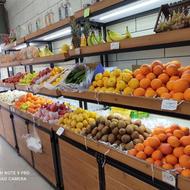 به یک نفر فروشنده خانم برای میوه فروشی نیازمندیم