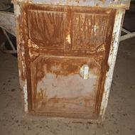 درب آهنی کوچک