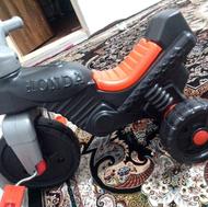 موتور بچه گانه سالم ونو جدیدهمش تو خونه بوده