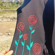 لباس گلدوزی شده با دست