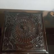 جعبه جواهر قدیمی وشکلات خوری