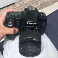 تعداد شات 19 هزارتا دوربین سالم و باکیفیتcanon60D