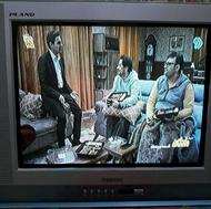 تلویزیون سامسونگ 21 اینچ صفحه تخت اصل کره با کنترل نو.